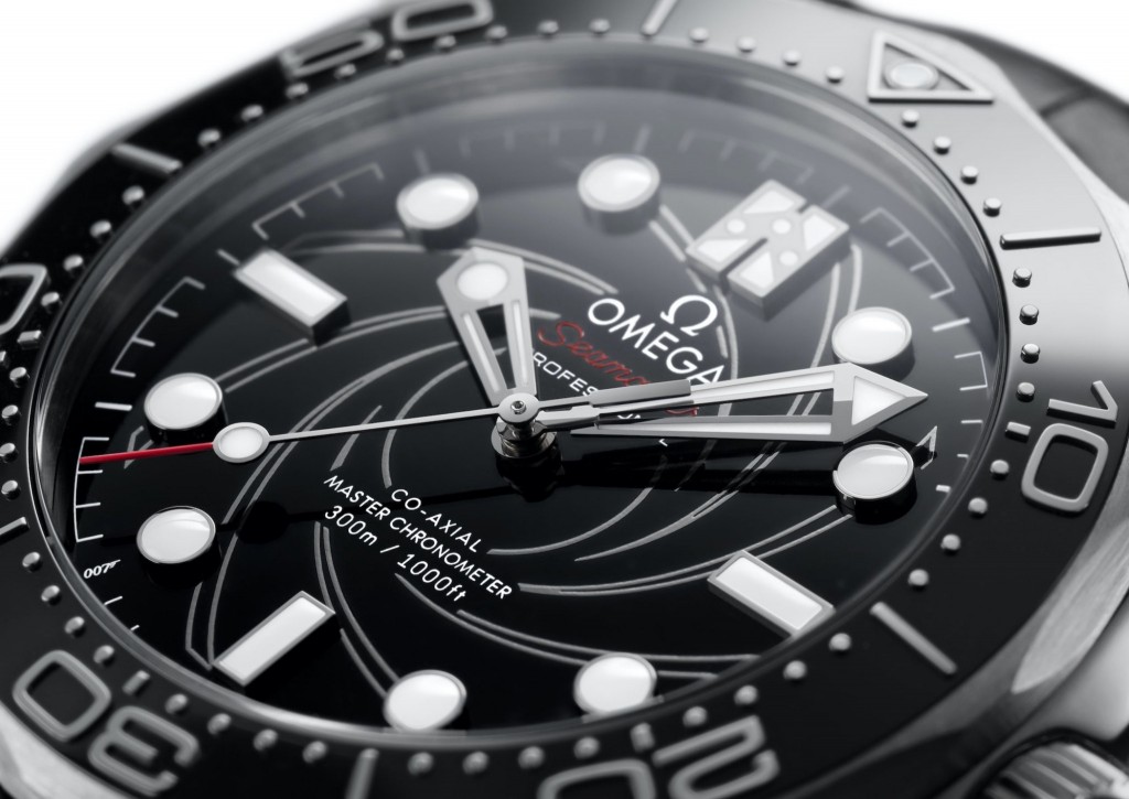 Replica Omega Seamaster Diver 300M James Bond Platino Oro